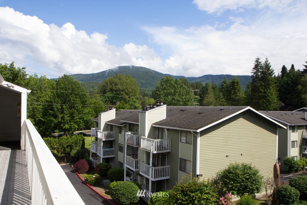 230 SW Clark St Unit C302  