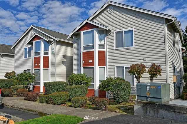 800 96th Avenue NE Unit C201 LakeStevens, WA Condo Sold - Photo 1 of 21. Opens carousel modal