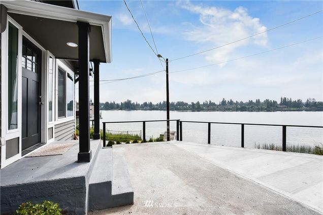 11403 W Ibberson Drive Everett, WA House Sold - Photo 1 of 25. Opens carousel modal