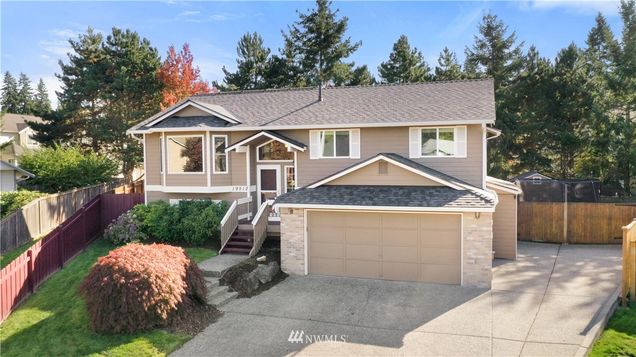 19512 70th Place W Lynnwood, WA House Sold - Photo 1 of 22. Opens carousel modal