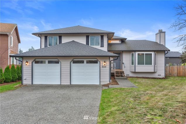 808 152nd Place SW Lynnwood, WA House Sold - Photo 1 of 22. Opens carousel modal
