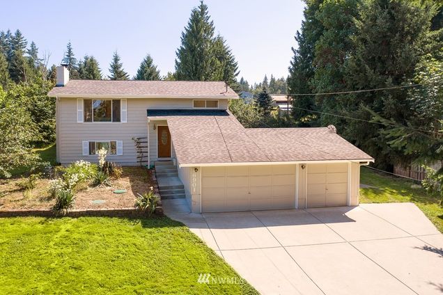 6901 142nd Drive SE Snohomish, WA House Sold - Photo 1 of 32. Opens carousel modal