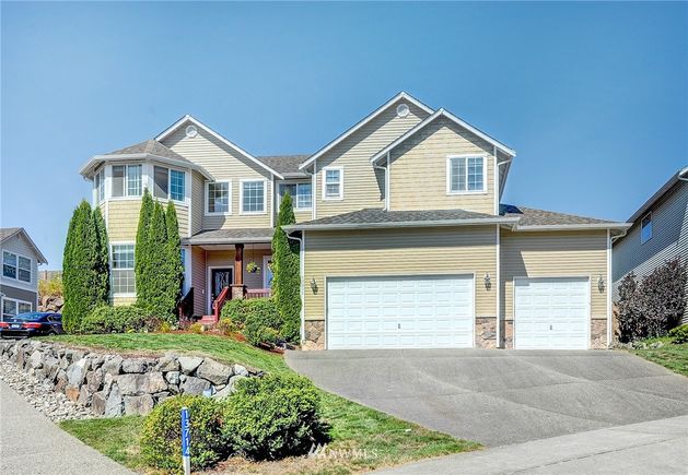 19311 137th Place SE Monroe, WA House Sold - Photo 1 of 40. Opens carousel modal