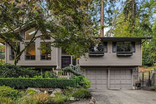2933 W Lake Sammamish Parkway NE Redmond, WA House Sold - Photo 1 of 27. Opens carousel modal