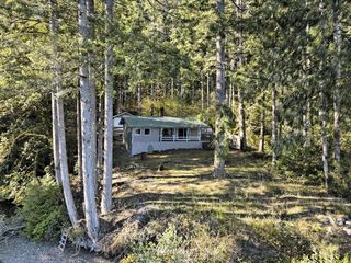 231 E Benson Loop