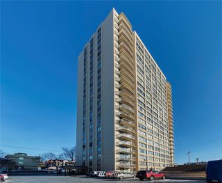 4540 8th Avenue NE Unit 403
