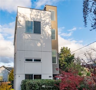 3410 22nd Ave W