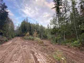 1 Suncrest Drive