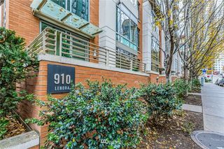 910 Lenora Street Unit S205