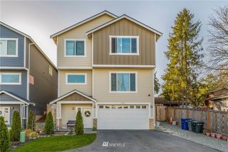 2714 S 120th Place