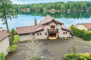461 NE Mountain View Drive