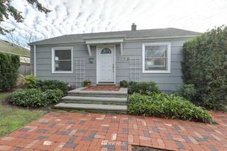 3735 SW Thistle Street
