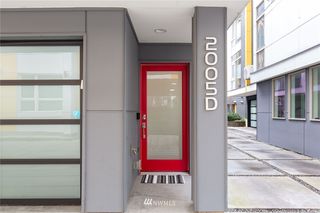 2005 E Denny Way Unit D