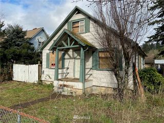1006 W Cota Street