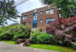 711 Belmont Place E Unit 102