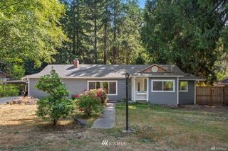 3034 Hillside Drive NE