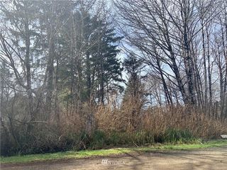 37 Woodland Drive
