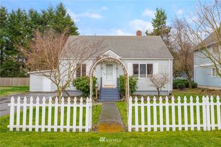 303 6th Street
