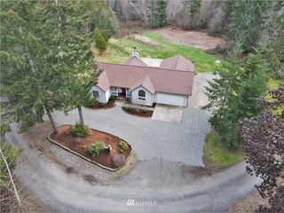 11 E Cyndi Drive