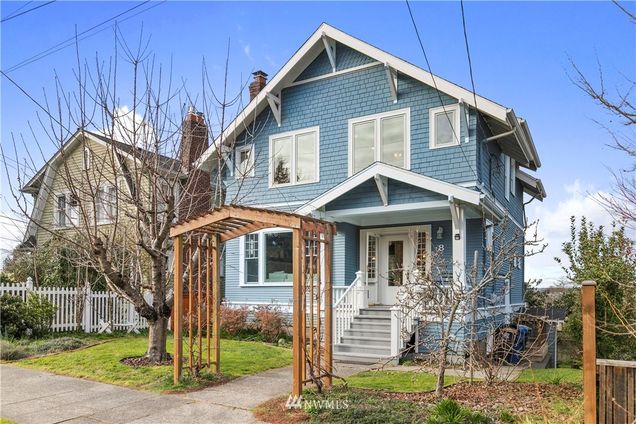 8 Raye Street Seattle, WA House Sold - Photo 1 of 40. Opens carousel modal