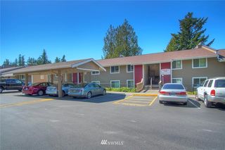 20183 Viking Crest Loop NE Unit 4-204