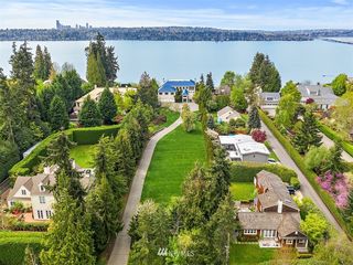 2213 Evergreen Point Road