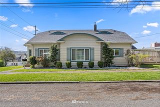 83 SE Washington Avenue