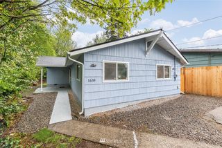 1639 S 246th Place