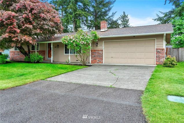 4724 122nd Place NE Marysville, WA House Sold - Photo 1 of 16. Opens carousel modal