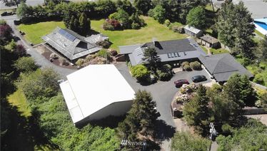 2907 Wood Hill Court