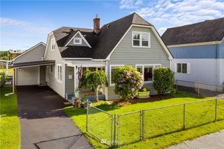 122 W Emerson Avenue