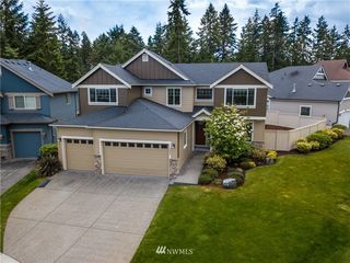 3883 Cameron Drive NE