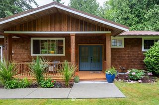 3301 Apache Drive
