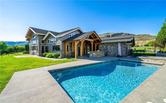 244 Vineyard Drive