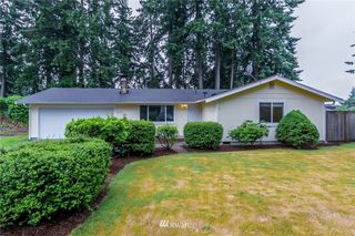 8909 13th Avenue NE