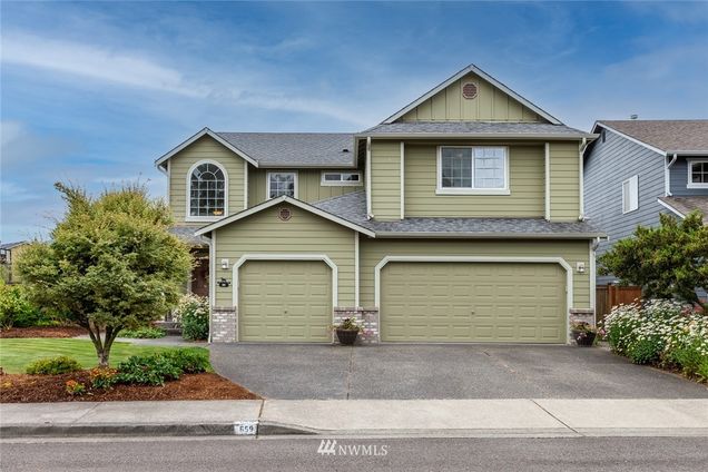 659 Shadow Avenue NE Renton, WA House Sold - Photo 1 of 37. Opens carousel modal