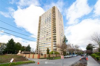 4540 8th Avenue NE Unit 1806