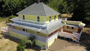 903 NE 1st Street