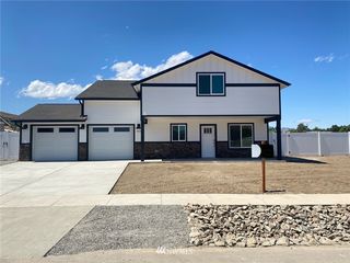 303 Margaux Loop