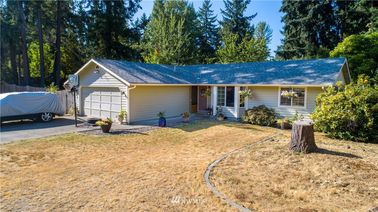 3613 Lake Forest Court SE