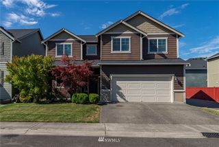 1143 185th Street Ct E