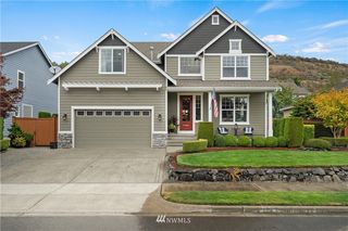 1929 Lighthouse Lane NE