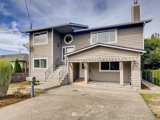 721 4th Avenue SW