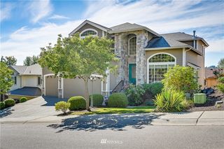 8218 NE 187th Way