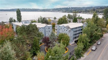 6125 NE 175th Street Unit M103