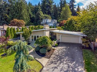 1008 Harborview Lane