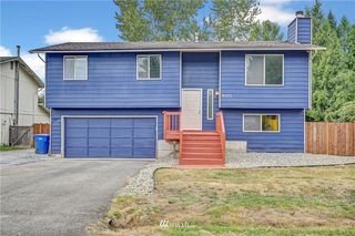 9225 7th Street SE