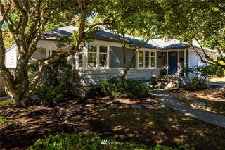 8203 38th Avenue NE