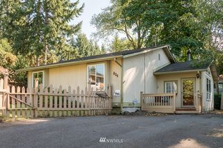 829 S Dash Point Road