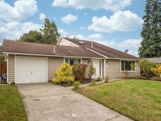 4952 Elm Street